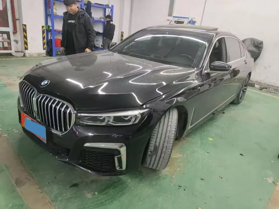 2021 BMW 7 Series 2.0T 265HP L4 8AT,autocango,china used car exporter,china ev exporter,chinese used car exporter,chinese used ev exporter