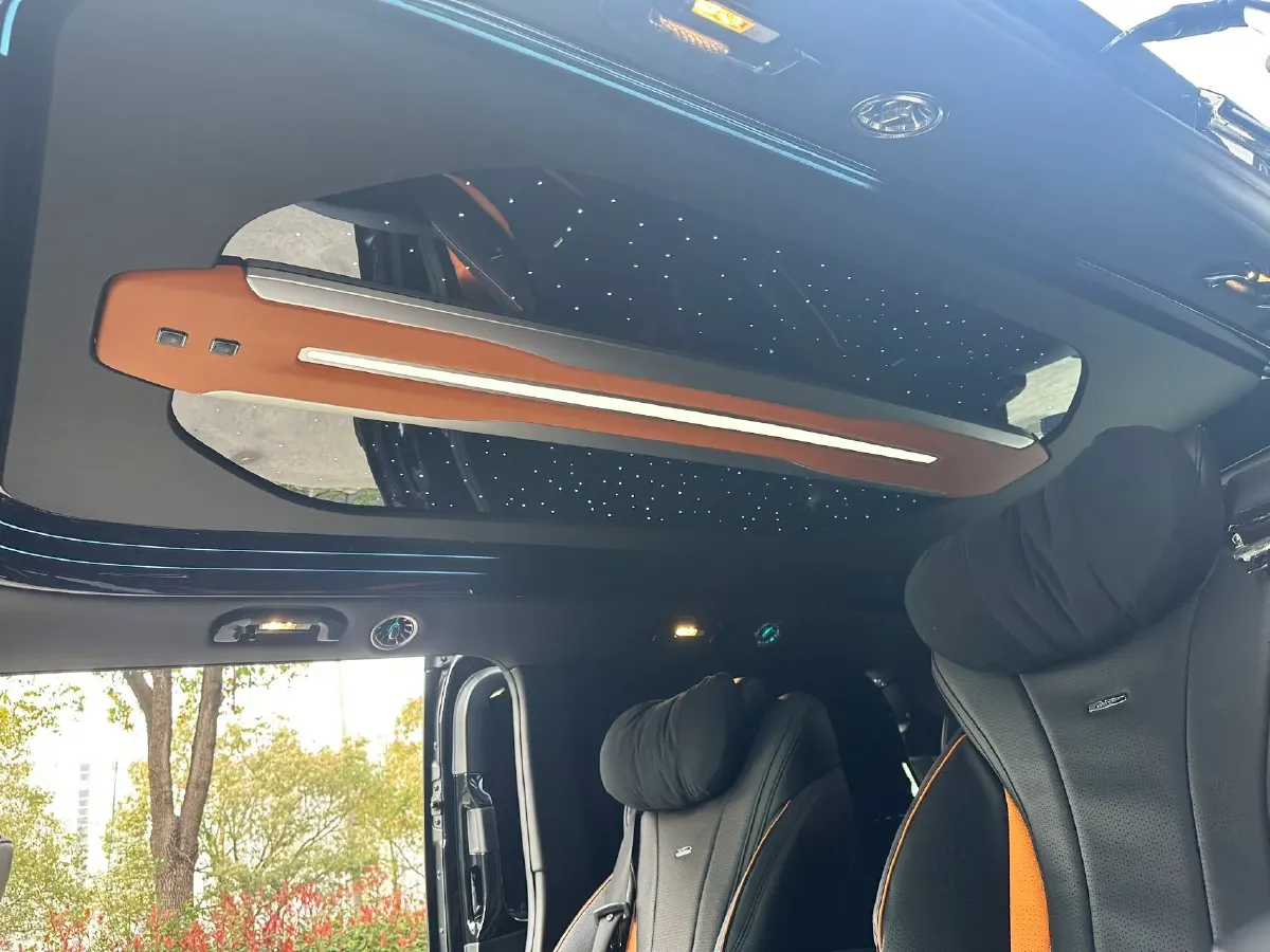 2023 Mercedes-Benz Vito 2.0T 211HP L4 9AT,autocango,china used car exporter,china ev exporter,chinese used car exporter,chinese used ev exporter