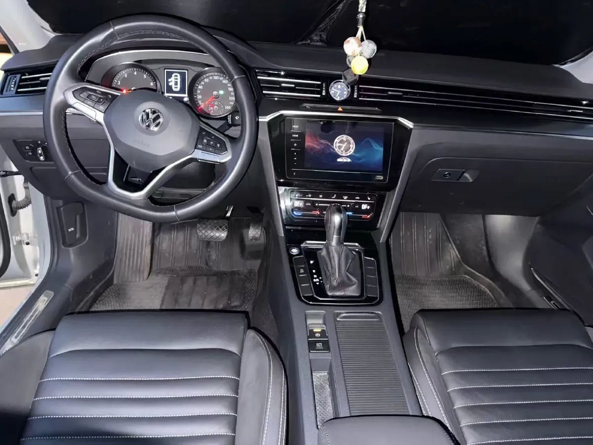 2020 Volkswagen Magotan 2.0T 186HP L4 7DCT,autocango,china used car exporter,china ev exporter,chinese used car exporter,chinese used ev exporter