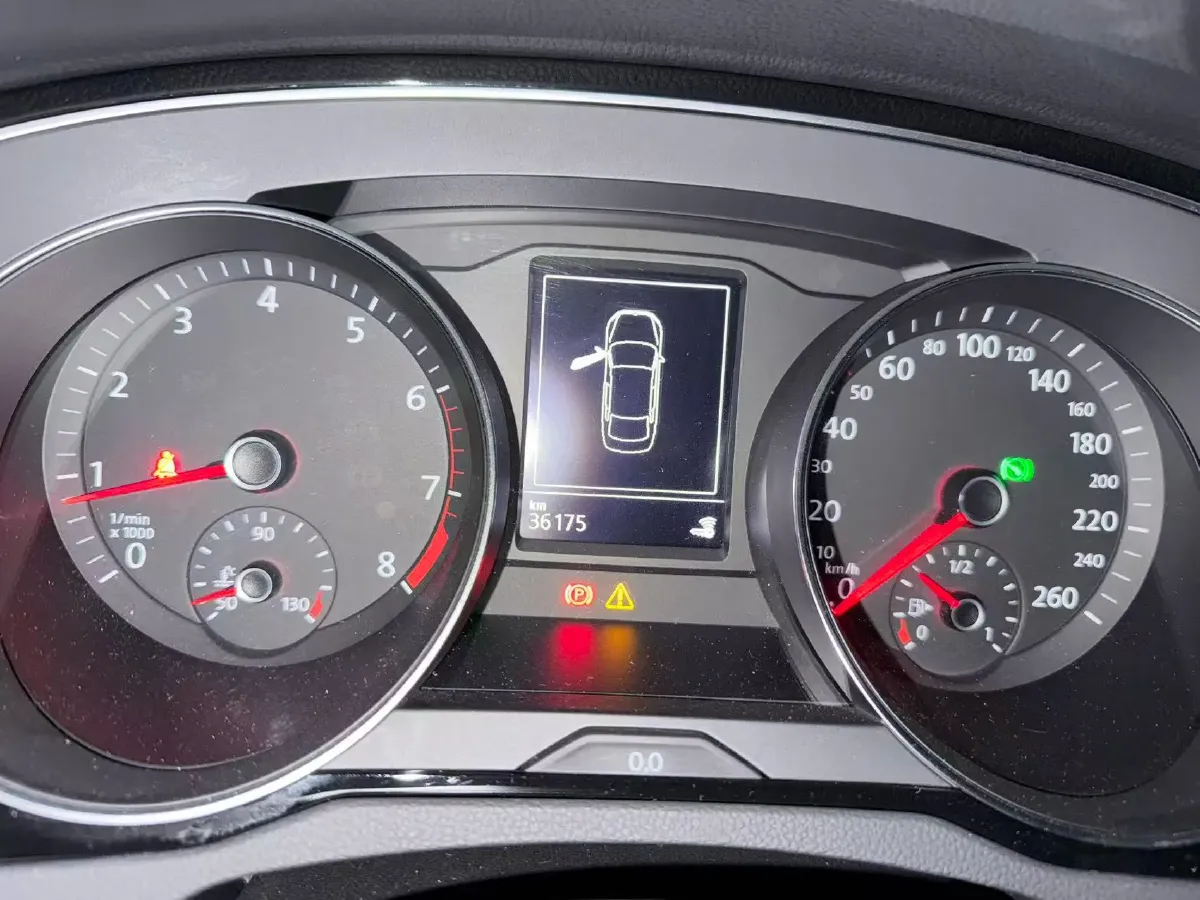 2020 Volkswagen Magotan 2.0T 186HP L4 7DCT,autocango,china used car exporter,china ev exporter,chinese used car exporter,chinese used ev exporter