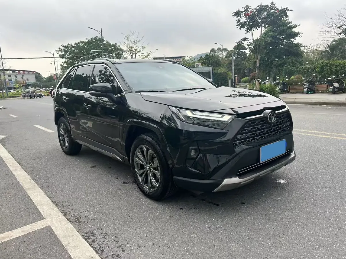 2024 Toyota RAV4 2.0L 171HP L4 CVT,autocango,china used car exporter,china ev exporter,chinese used car exporter,chinese used ev exporter