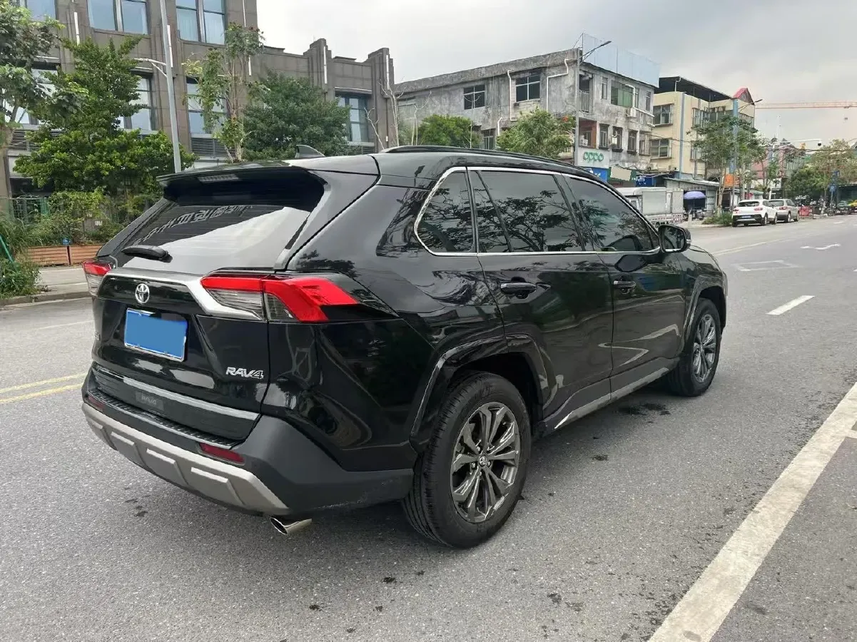 2024 Toyota RAV4 2.0L 171HP L4 CVT,autocango,china used car exporter,china ev exporter,chinese used car exporter,chinese used ev exporter