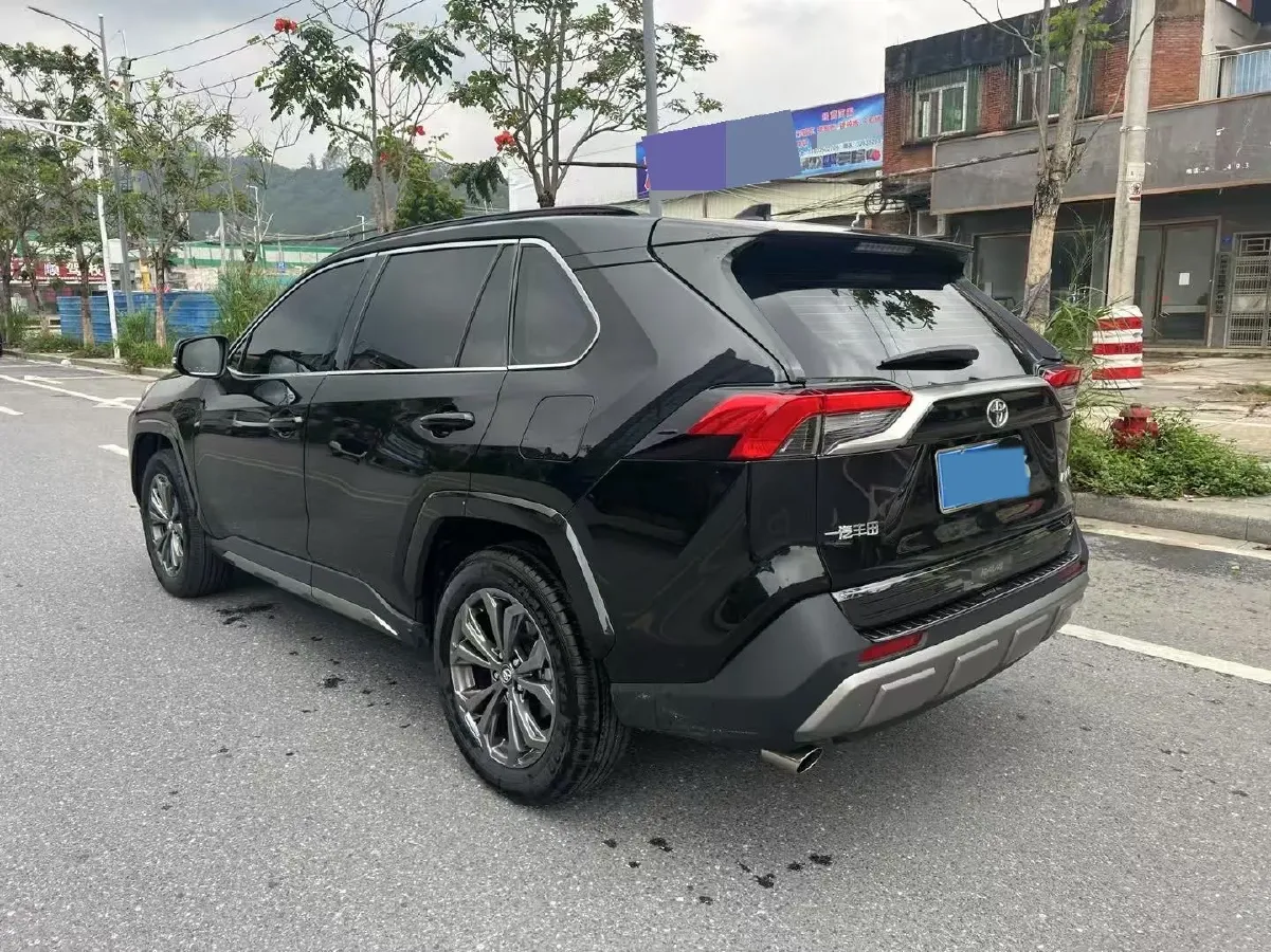 2024 Toyota RAV4 2.0L 171HP L4 CVT,autocango,china used car exporter,china ev exporter,chinese used car exporter,chinese used ev exporter