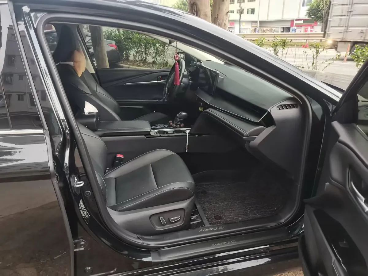 2024 Toyota Camry 2.0L 173HP L4 CVT,autocango,china used car exporter,china ev exporter,chinese used car exporter,chinese used ev exporter