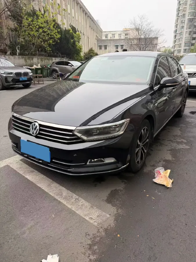 2018 Volkswagen Magotan 1.8T 180HP L4 7DCT,autocango,china used car exporter,china ev exporter,chinese used car exporter,chinese used ev exporter