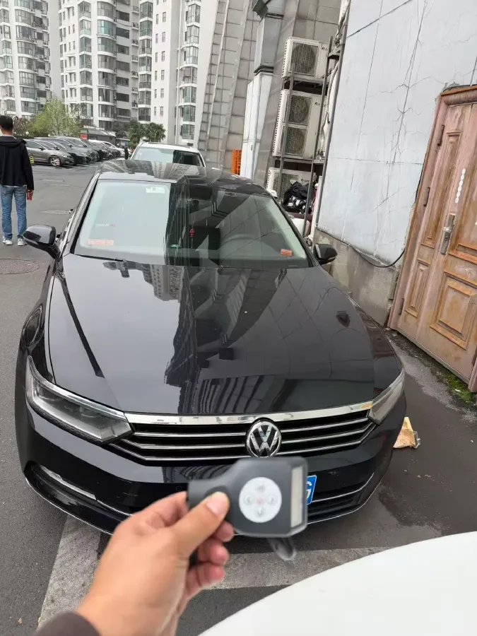 2018 Volkswagen Magotan 1.8T 180HP L4 7DCT,autocango,china used car exporter,china ev exporter,chinese used car exporter,chinese used ev exporter