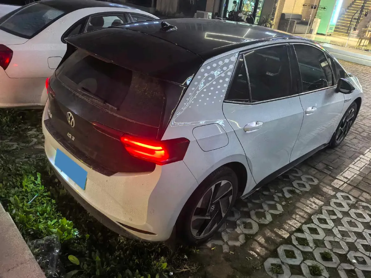 2023 Volkswagen ID.3 BEV 52.8KWH,autocango,china used car exporter,china ev exporter,chinese used car exporter,chinese used ev exporter