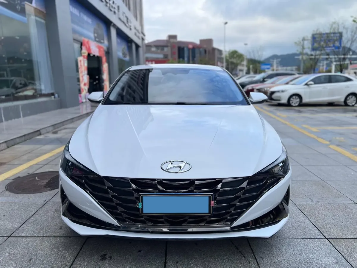 2022 Hyundai Elantra 1.5L 115HP L4 CVT,autocango,china used car exporter,china ev exporter,chinese used car exporter,chinese used ev exporter