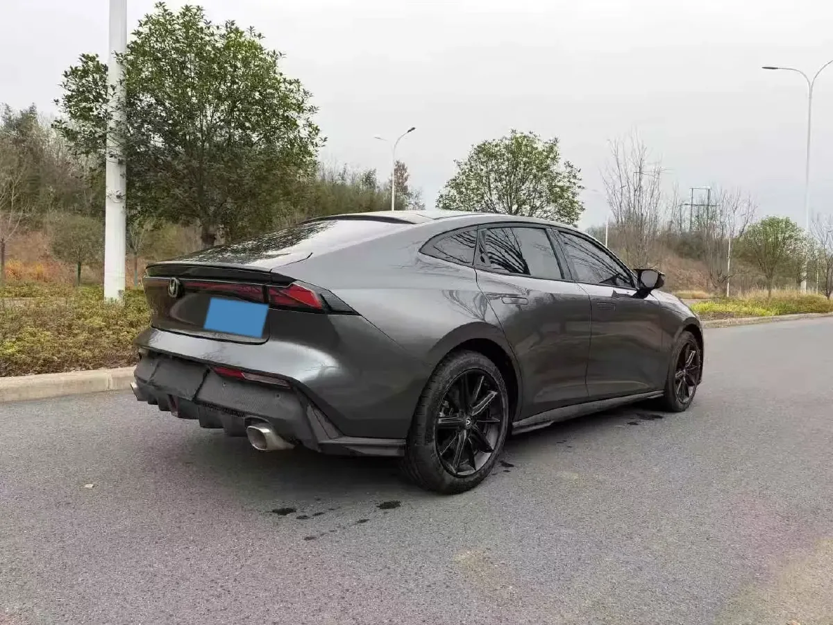 2022 ChangAn UNI-V 1.5T 188HP L4 7DCT,autocango,china used car exporter,china ev exporter,chinese used car exporter,chinese used ev exporter