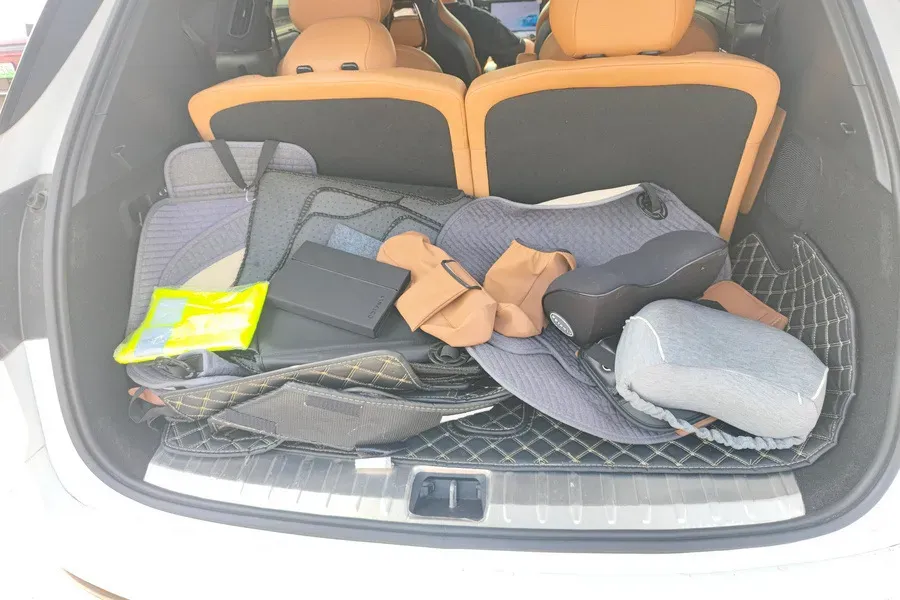 2021 LYNK&CO 09 EM-P 2.0T 254HP L4 8AT PHEV 18.83KWH,autocango,china used car exporter,china ev exporter,chinese used car exporter,chinese used ev exporter