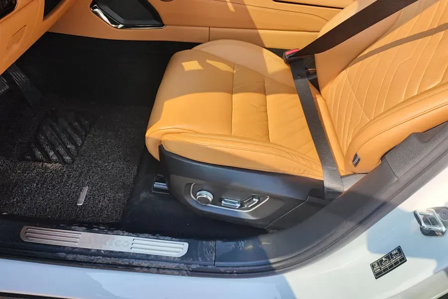 2021 LYNK&CO 09 EM-P 2.0T 254HP L4 8AT PHEV 18.83KWH,autocango,china used car exporter,china ev exporter,chinese used car exporter,chinese used ev exporter