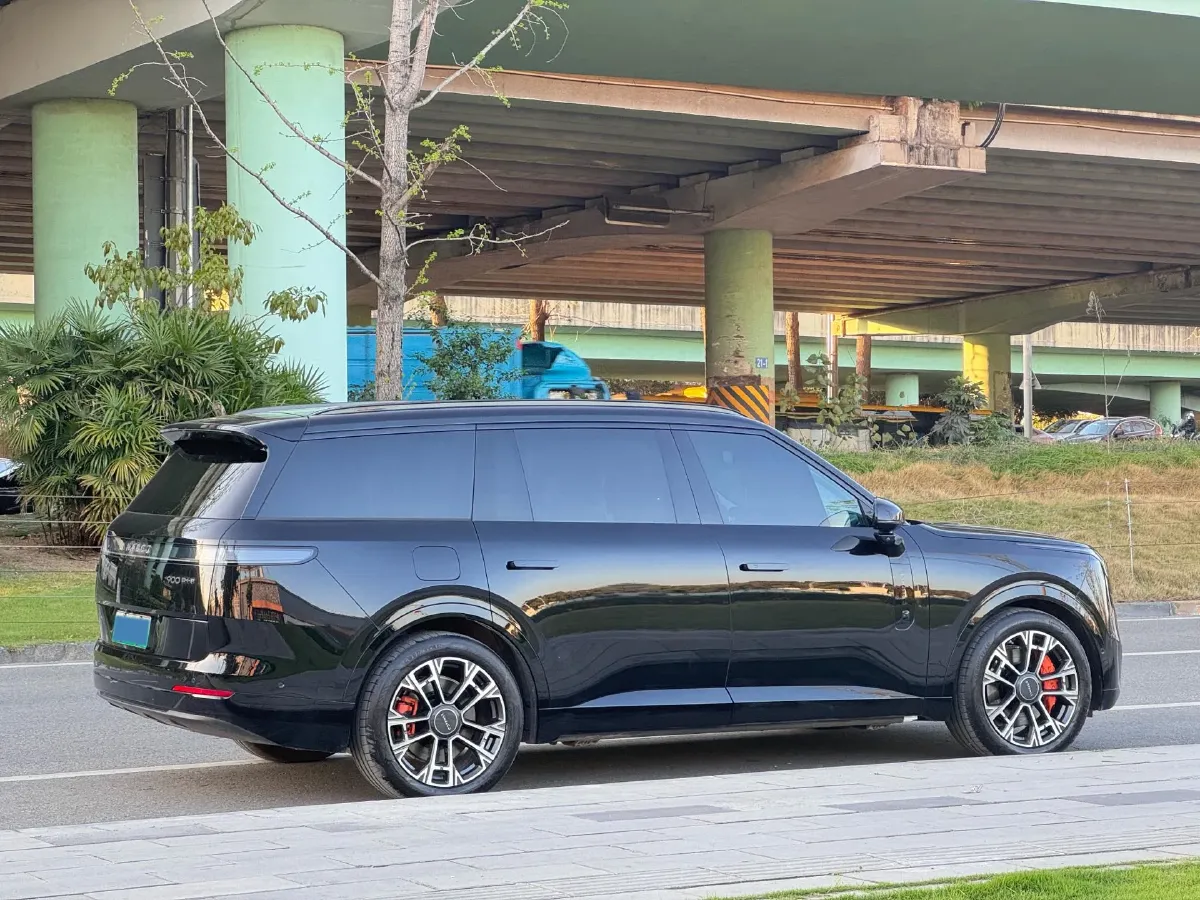 2025 LYNK&CO 900 1.5T 190HP L4 3DHT PHEV 43.3KWH,autocango,china used car exporter,china ev exporter,chinese used car exporter,chinese used ev exporter