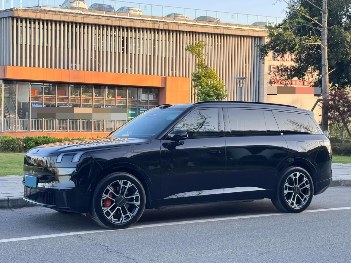 2025 LYNK&CO 900 1.5T 190HP L4 3DHT PHEV 43.3KWH,autocango,china used car exporter,china ev exporter,chinese used car exporter,chinese used ev exporter