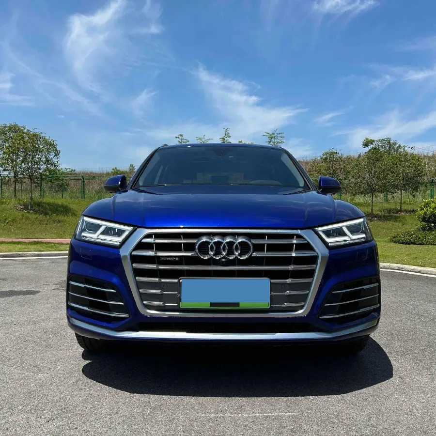 2020 Audi Q5L 2.0T 190HP L4 7DCT,autocango,china used car exporter,china ev exporter,chinese used car exporter,chinese used ev exporter