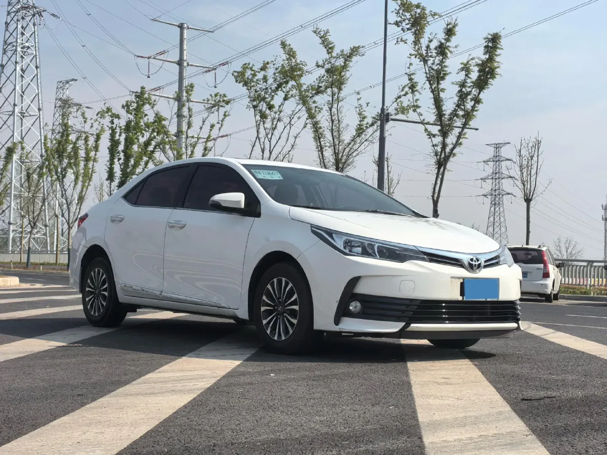 2017 Toyota Corolla 1.2T 116HP L4 CVT,autocango,china used car exporter,china ev exporter,chinese used car exporter,chinese used ev exporter