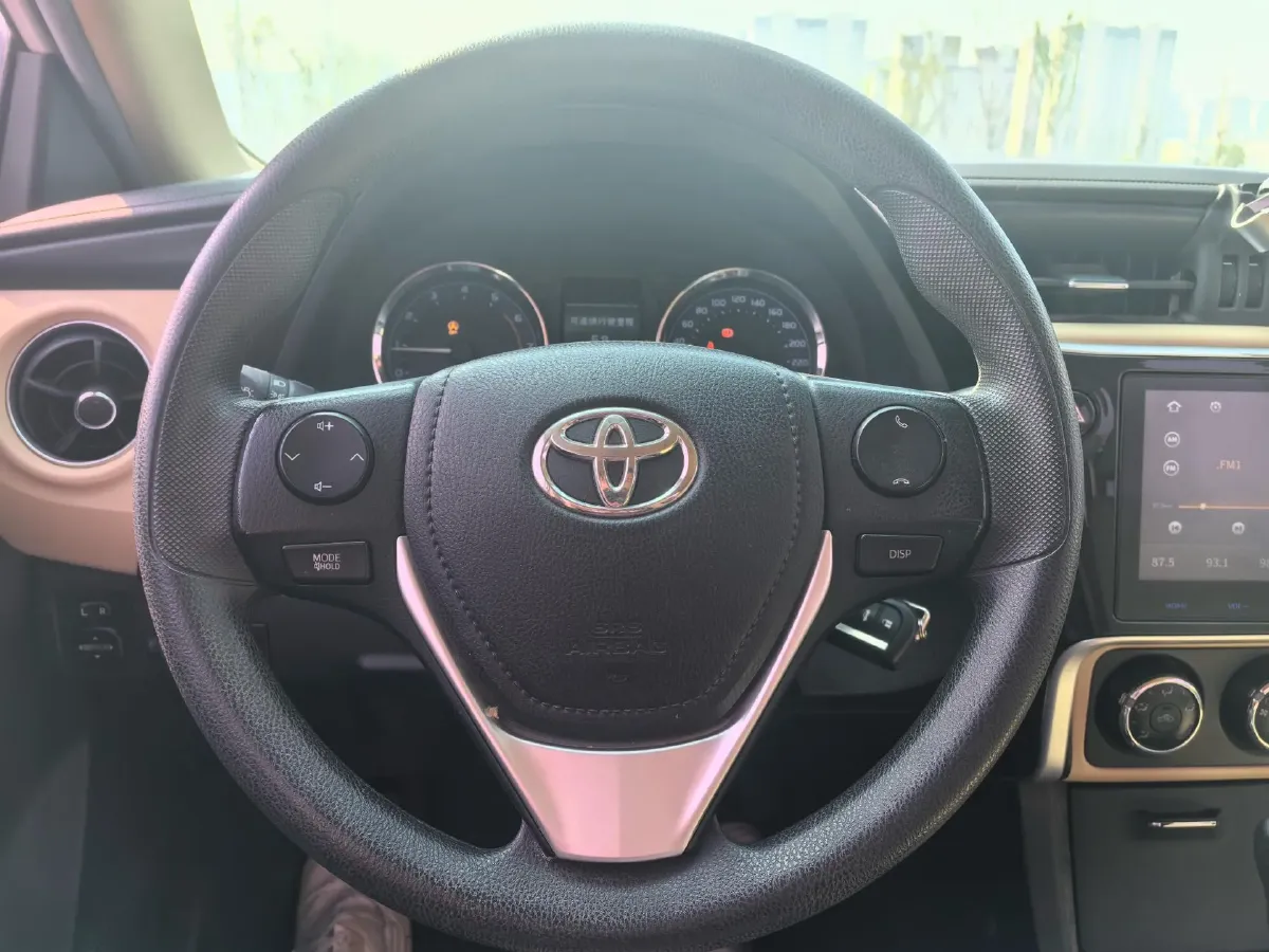 2017 Toyota Corolla 1.2T 116HP L4 CVT,autocango,china used car exporter,china ev exporter,chinese used car exporter,chinese used ev exporter