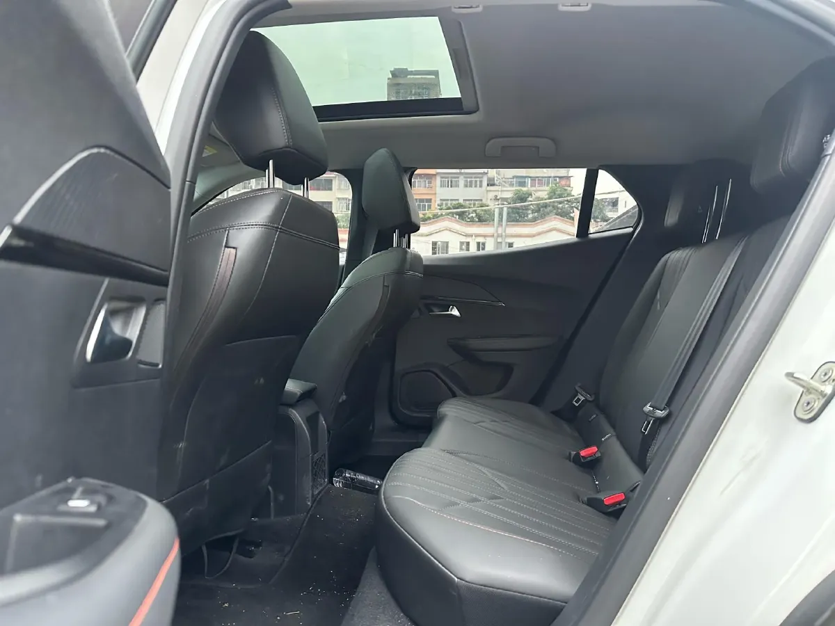 2022 Peugeot 2008 1.2T 136HP L3 6DCT,autocango,china used car exporter,china ev exporter,chinese used car exporter,chinese used ev exporter