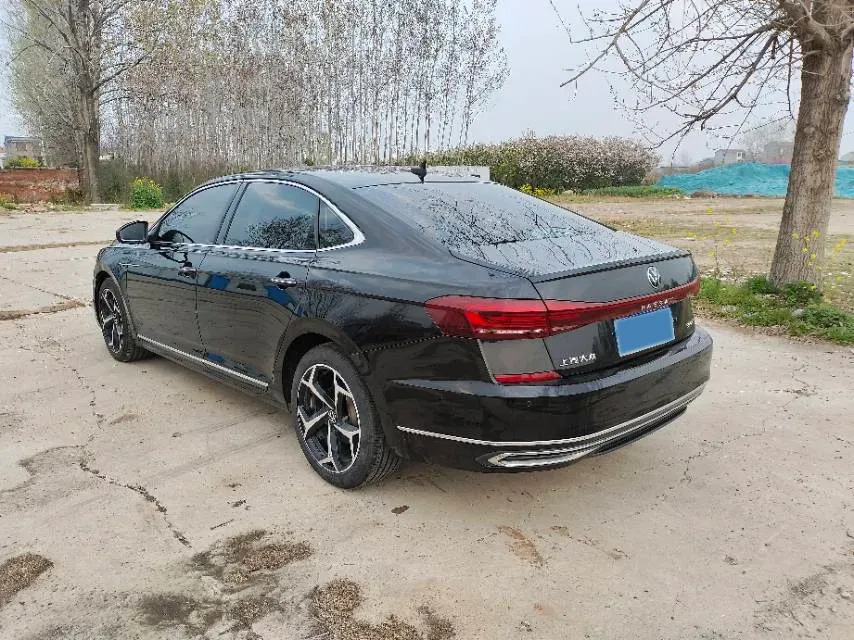 2023 Volkswagen Passat 2.0T 186HP L4 7DCT,autocango,china used car exporter,china ev exporter,chinese used car exporter,chinese used ev exporter