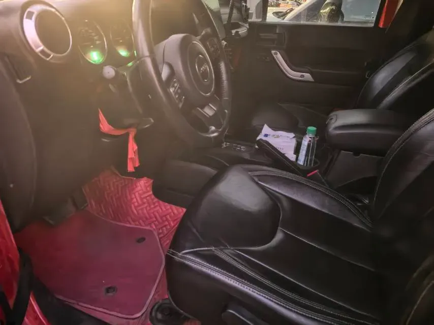 2017 Jeep Wrangler 3.0L 234HP V6 5AT,autocango,china used car exporter,china ev exporter,chinese used car exporter,chinese used ev exporter