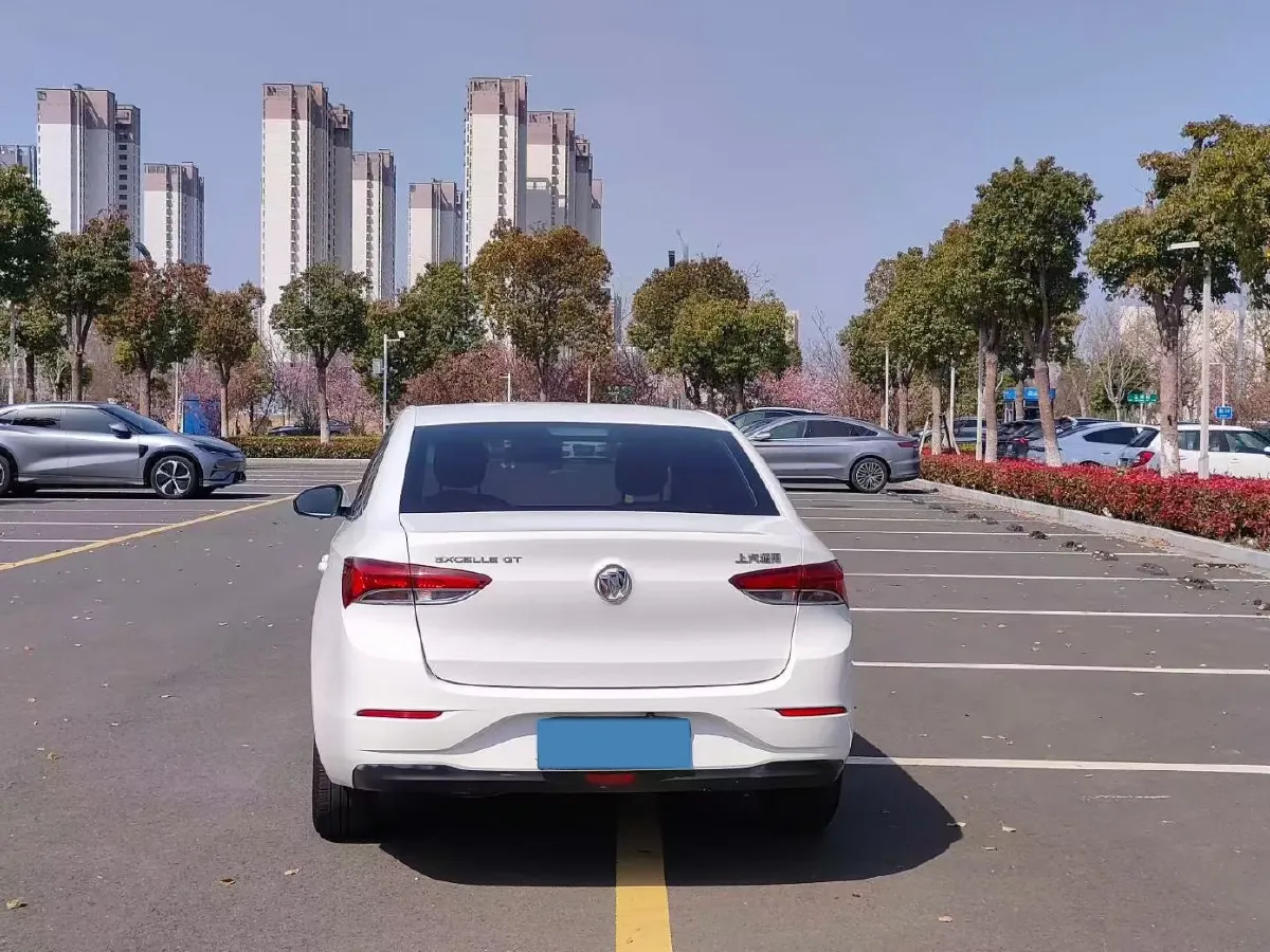 2021 Buick Excelle 1.5L 113HP L4 6AT,autocango,china used car exporter,china ev exporter,chinese used car exporter,chinese used ev exporter