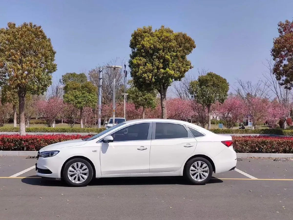 2021 Buick Excelle 1.5L 113HP L4 6AT,autocango,china used car exporter,china ev exporter,chinese used car exporter,chinese used ev exporter