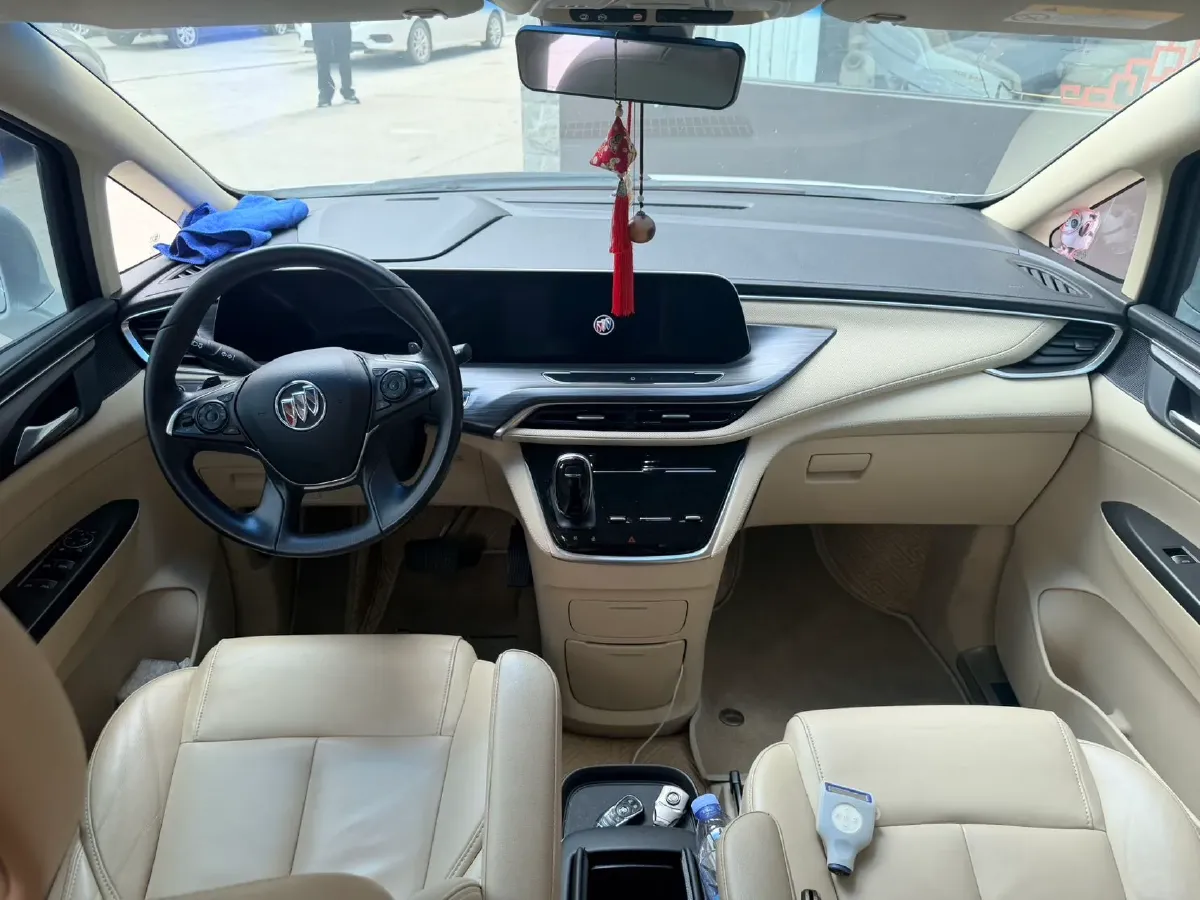 2023 Buick GL8 2.0T 237HP L4 9AT,autocango,china used car exporter,china ev exporter,chinese used car exporter,chinese used ev exporter