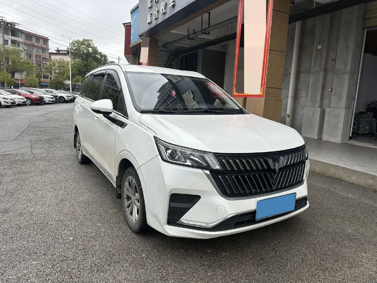 2022 WuLing JiaChen 1.5T 147HP L4 6MT,autocango,china used car exporter,china ev exporter,chinese used car exporter,chinese used ev exporter