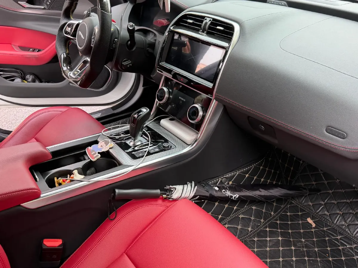 2022 Jaguar XEL 2.0T 250HP L4 8AT,autocango,china used car exporter,china ev exporter,chinese used car exporter,chinese used ev exporter