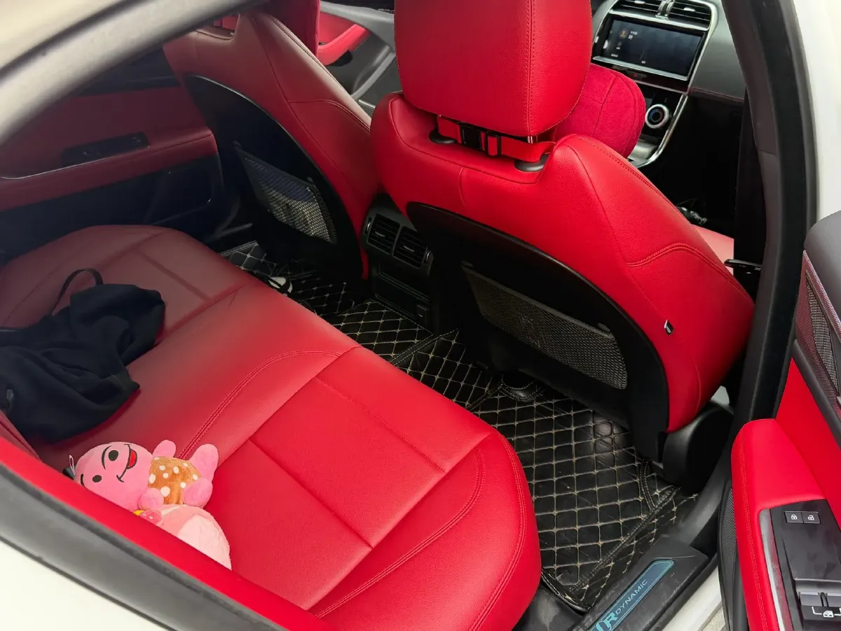 2022 Jaguar XEL 2.0T 250HP L4 8AT,autocango,china used car exporter,china ev exporter,chinese used car exporter,chinese used ev exporter