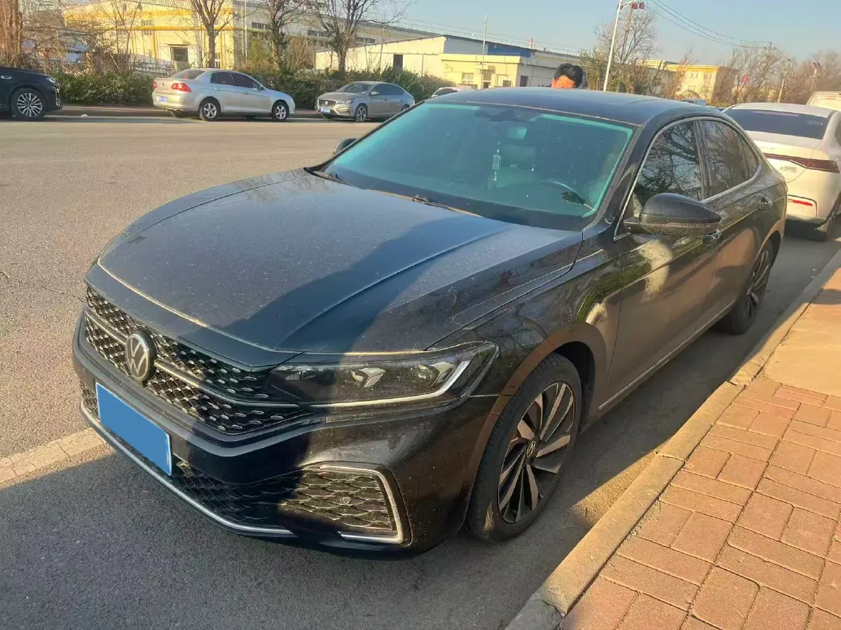 2023 Volkswagen Passat 2.0T 186HP L4 7DCT,autocango,china used car exporter,china ev exporter,chinese used car exporter,chinese used ev exporter