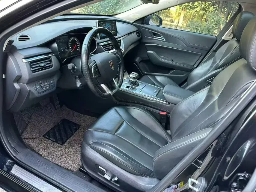 2020 HongQi H5 1.8T 197HP L4 6AT,autocango,china used car exporter,china ev exporter,chinese used car exporter,chinese used ev exporter