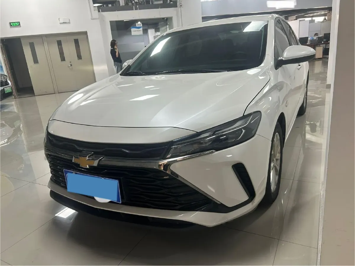 2024 Chevrolet Monza 1.5L 113HP L4 6DCT,autocango,china used car exporter,china ev exporter,chinese used car exporter,chinese used ev exporter