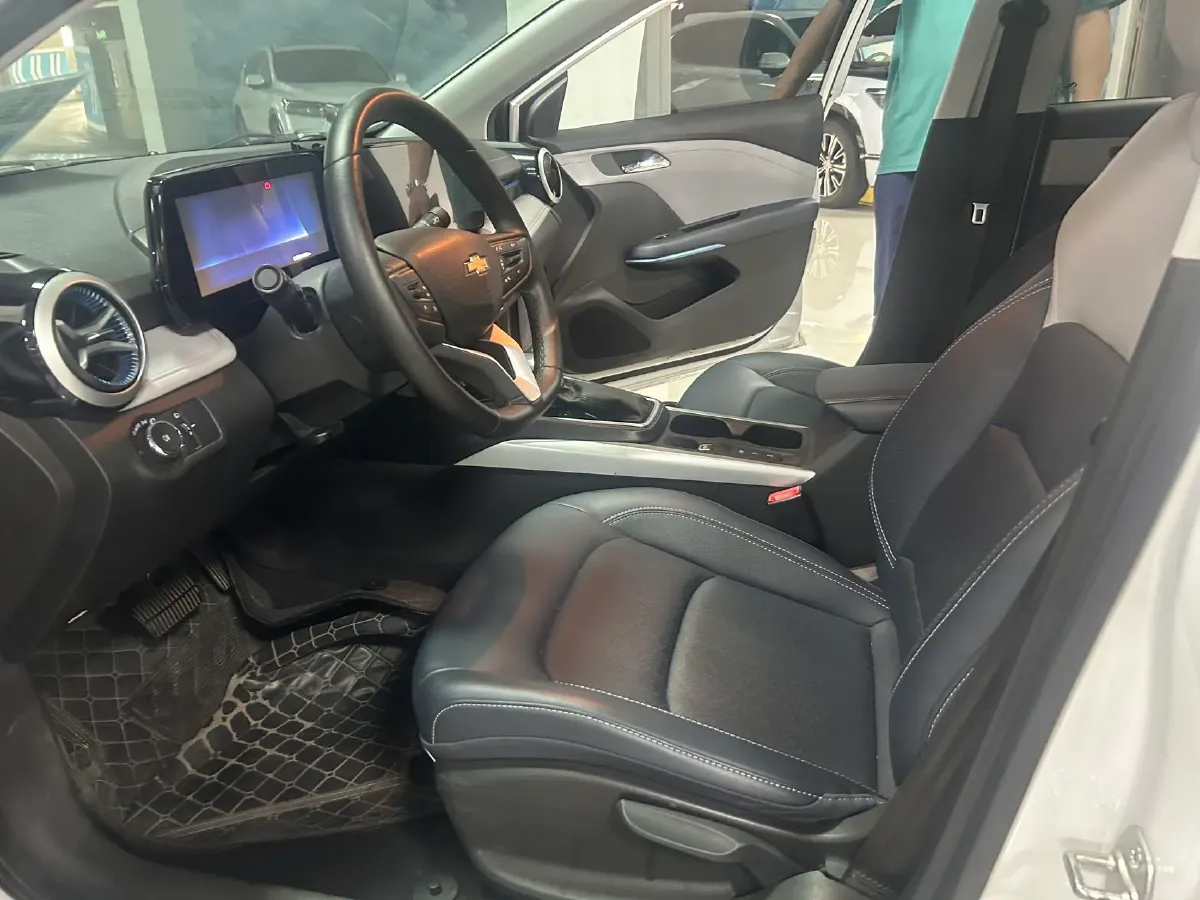 2024 Chevrolet Monza 1.5L 113HP L4 6DCT,autocango,china used car exporter,china ev exporter,chinese used car exporter,chinese used ev exporter