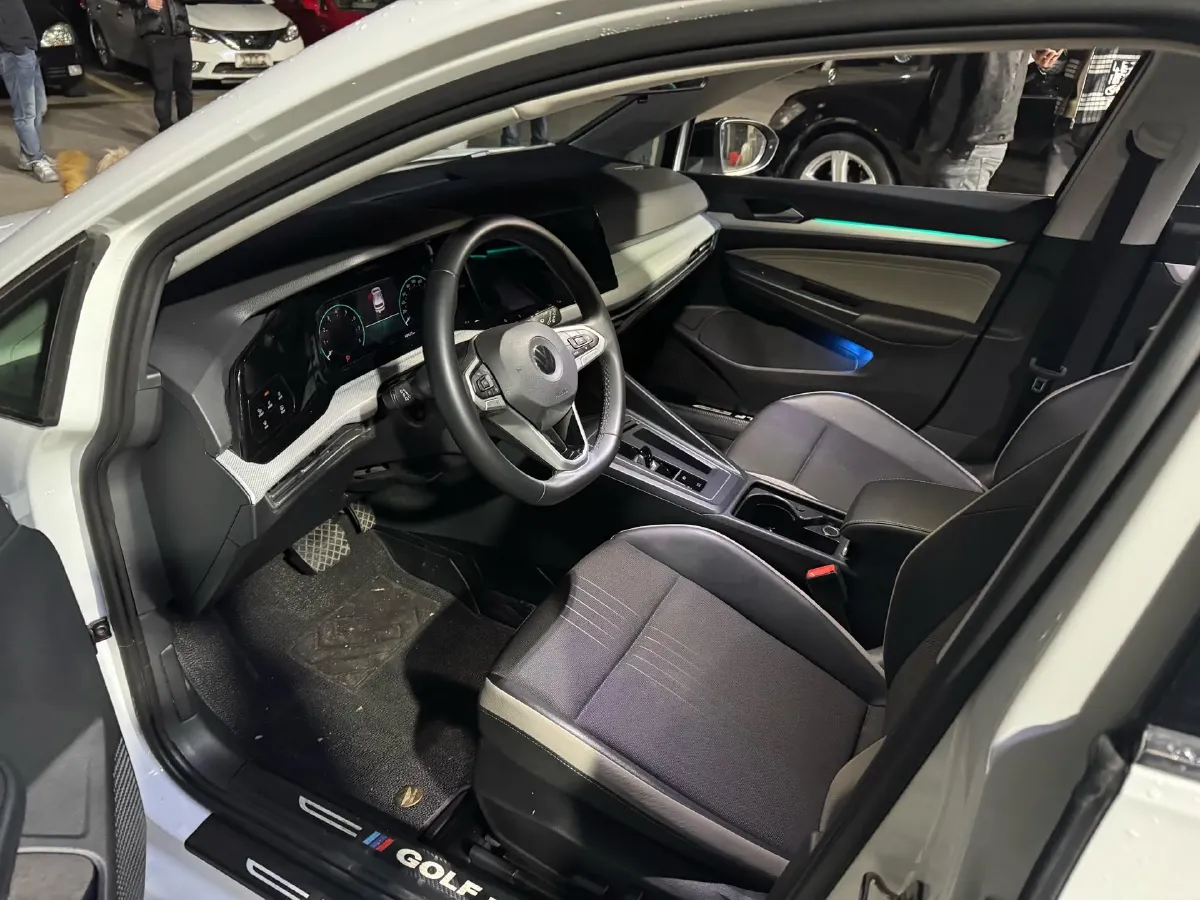 2021 Volkswagen Golf 1.4T 150HP L4 7DCT,autocango,china used car exporter,china ev exporter,chinese used car exporter,chinese used ev exporter