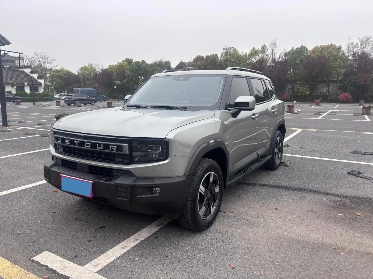 2025 Jetour Traveller 1.5T 184HP L4 7DCT,autocango,china used car exporter,china ev exporter,chinese used car exporter,chinese used ev exporter