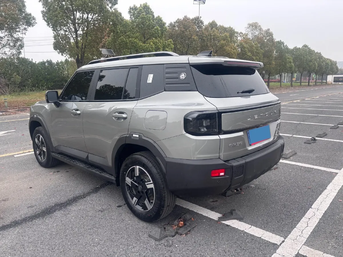 2025 Jetour Traveller 1.5T 184HP L4 7DCT,autocango,china used car exporter,china ev exporter,chinese used car exporter,chinese used ev exporter