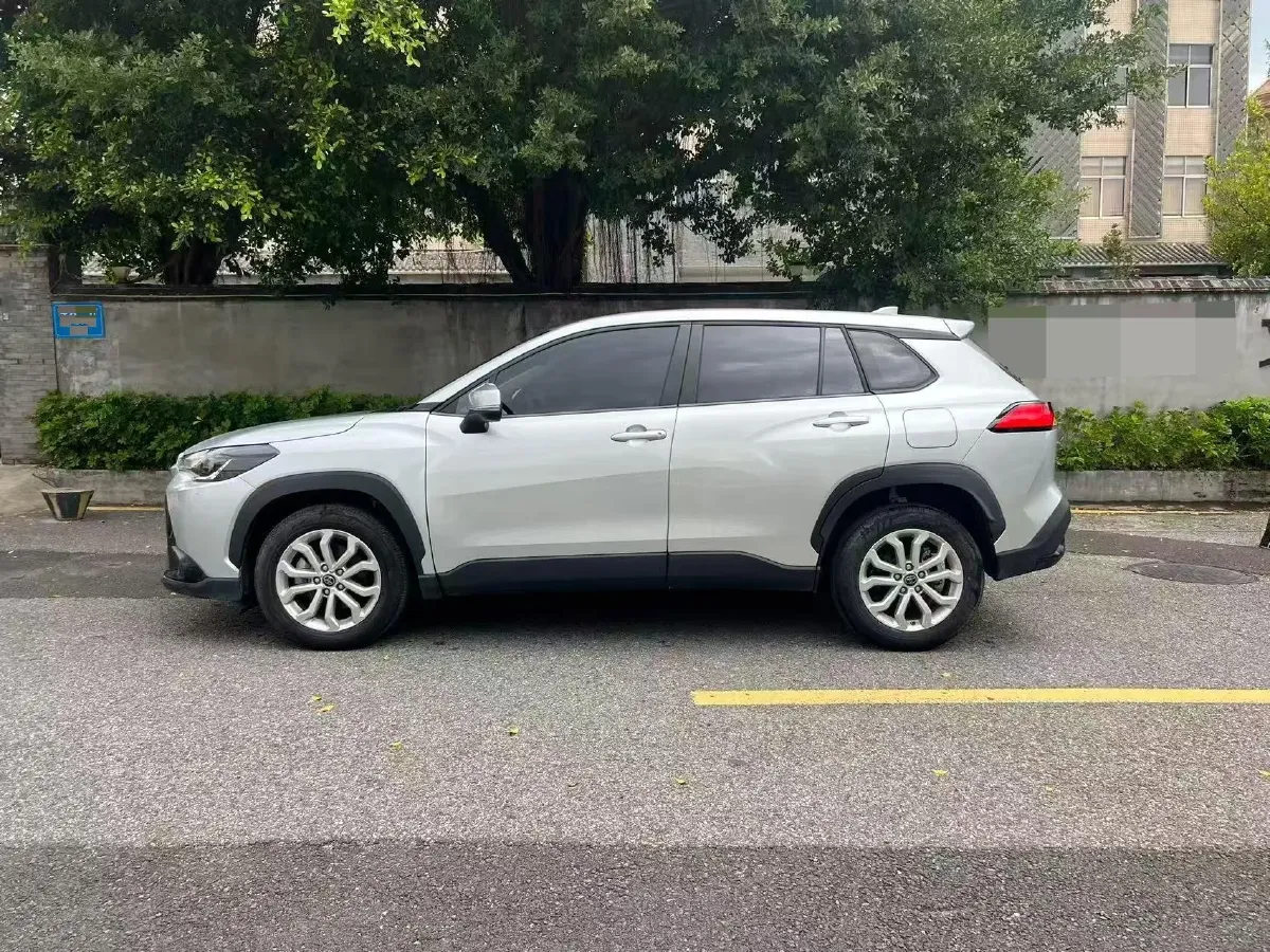 2023 Toyota Frontlander 2.0L 171HP L4 CVT,autocango,china used car exporter,china ev exporter,chinese used car exporter,chinese used ev exporter