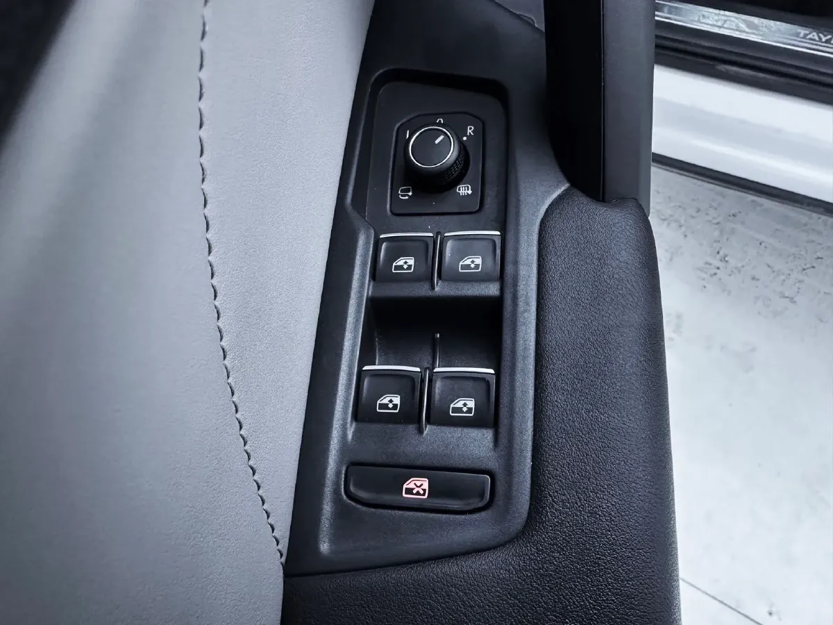 2023 Volkswagen Tayron 1.4T 150HP L4 7DCT,autocango,china used car exporter,china ev exporter,chinese used car exporter,chinese used ev exporter