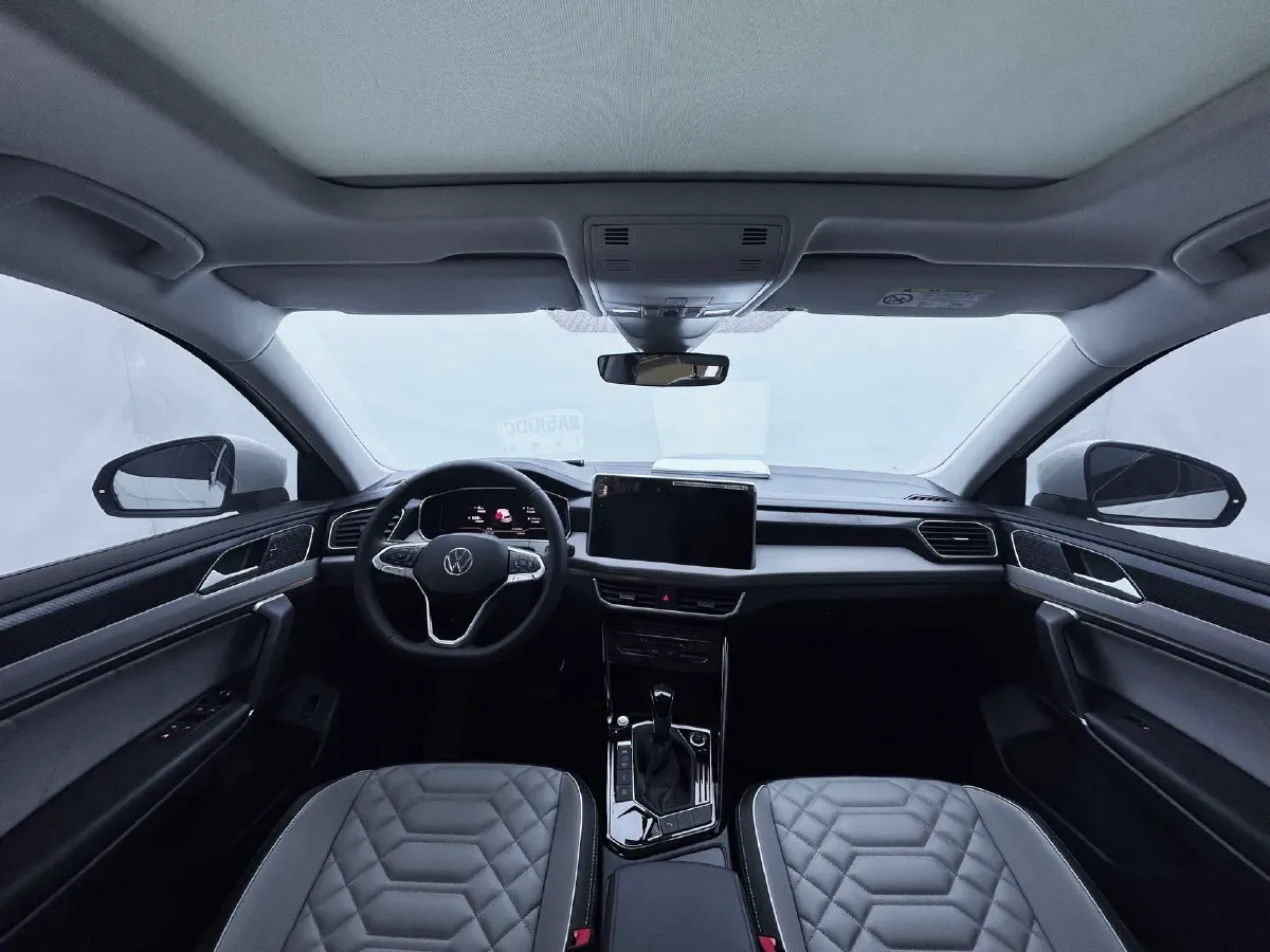 2023 Volkswagen Tayron 1.4T 150HP L4 7DCT,autocango,china used car exporter,china ev exporter,chinese used car exporter,chinese used ev exporter