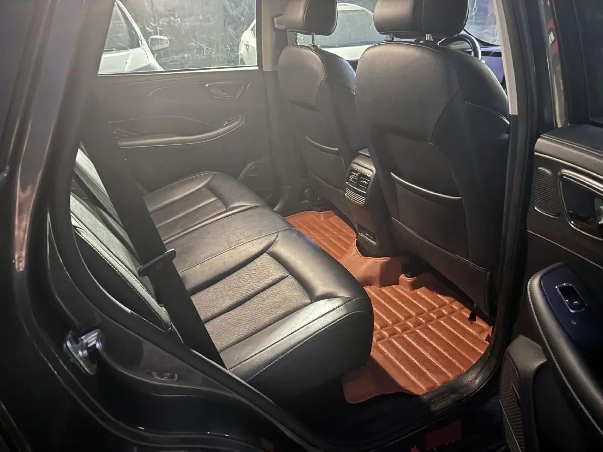 2021 Roewe RX5 1.5T 181HP L4 7DCT,autocango,china used car exporter,china ev exporter,chinese used car exporter,chinese used ev exporter