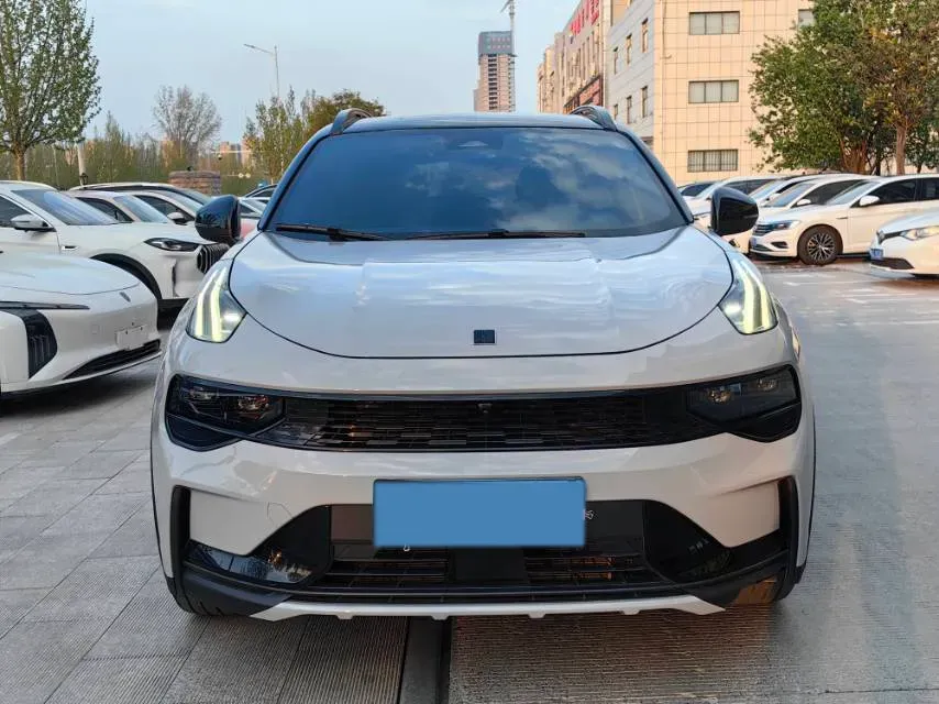 2022 Isuzu Mu-X 2.0T 220HP L4 8AT,autocango,china used car exporter,china ev exporter,chinese used car exporter,chinese used ev exporter