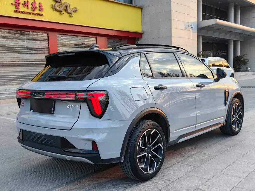 2022 Isuzu Mu-X 2.0T 220HP L4 8AT,autocango,china used car exporter,china ev exporter,chinese used car exporter,chinese used ev exporter