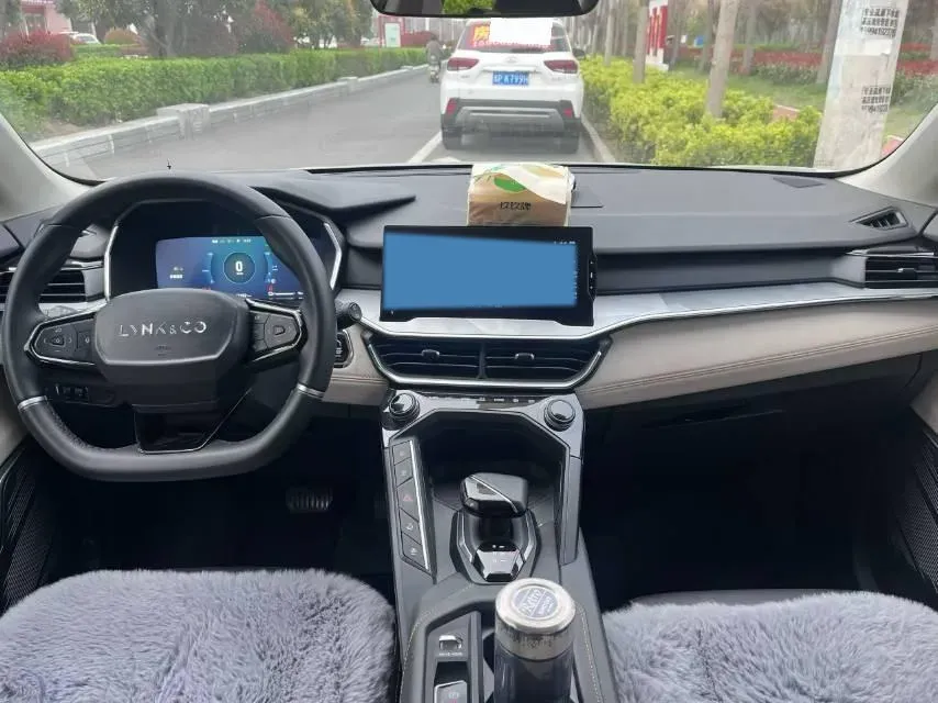 2022 Roewe i6 MAX BEV 61.1KWH,autocango,china used car exporter,china ev exporter,chinese used car exporter,chinese used ev exporter