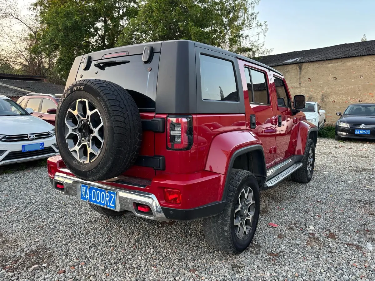 2018 Beijing BJ40 2.3T 250HP L4 6AT,autocango,china used car exporter,china ev exporter,chinese used car exporter,chinese used ev exporter
