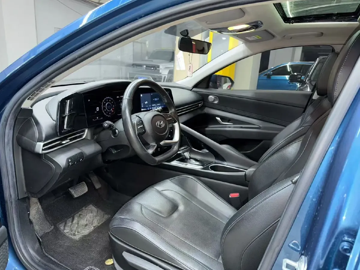 2021 Hyundai Elantra 1.5L 115HP L4 CVT,autocango,china used car exporter,china ev exporter,chinese used car exporter,chinese used ev exporter