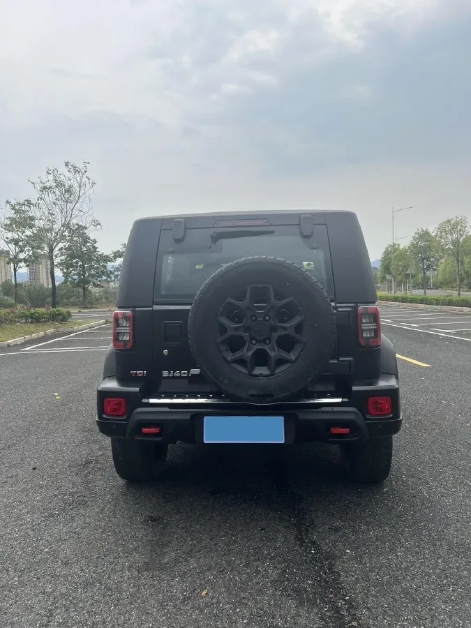2023 Beijing BJ40 2.0T 163HP L4 8AT,autocango,china used car exporter,china ev exporter,chinese used car exporter,chinese used ev exporter