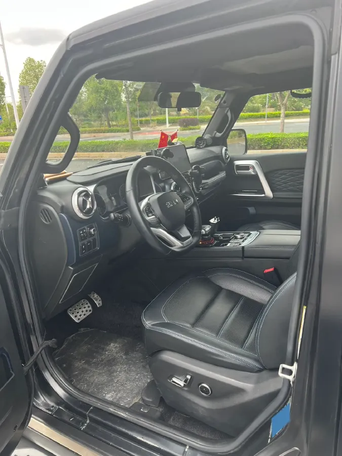 2023 Beijing BJ40 2.0T 163HP L4 8AT,autocango,china used car exporter,china ev exporter,chinese used car exporter,chinese used ev exporter