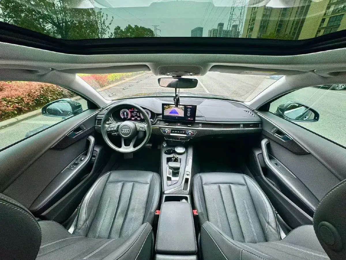 2020 Audi A4L 2.0T 190HP L4 7DCT,autocango,china used car exporter,china ev exporter,chinese used car exporter,chinese used ev exporter