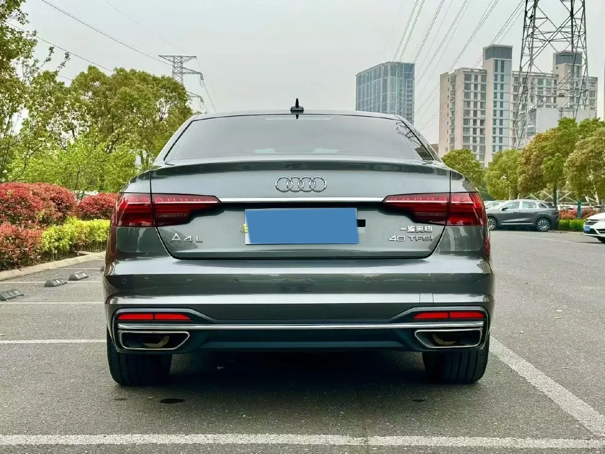 2020 Audi A4L 2.0T 190HP L4 7DCT,autocango,china used car exporter,china ev exporter,chinese used car exporter,chinese used ev exporter