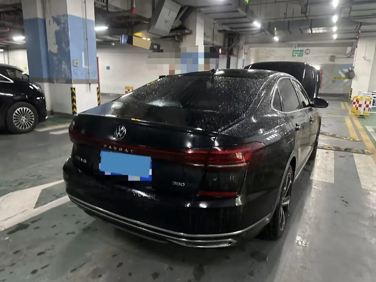 2024 Volkswagen Passat 2.0T 220HP L4 7DCT,autocango,china used car exporter,china ev exporter,chinese used car exporter,chinese used ev exporter